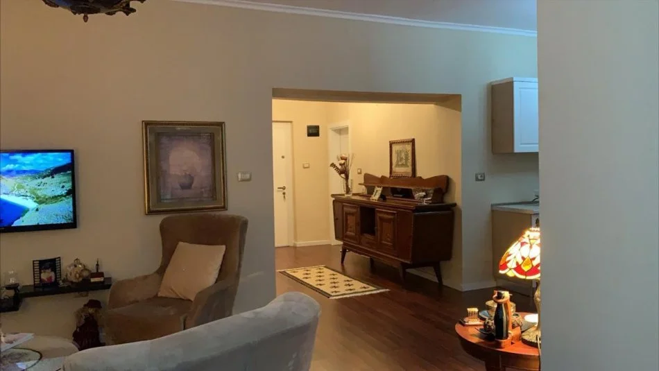 Tirane, shes apartament 3+1, Kati 3, 110 m² 250,000 € (rruga elbasanit mbrapa amabsades amerikane)