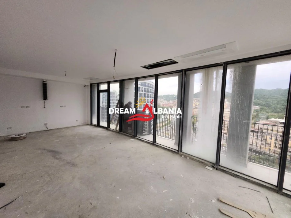 Tirane, shitet apartament 2+1 Kati 13, 150 m² 521330 € (tek Lake View prane Liqenit)