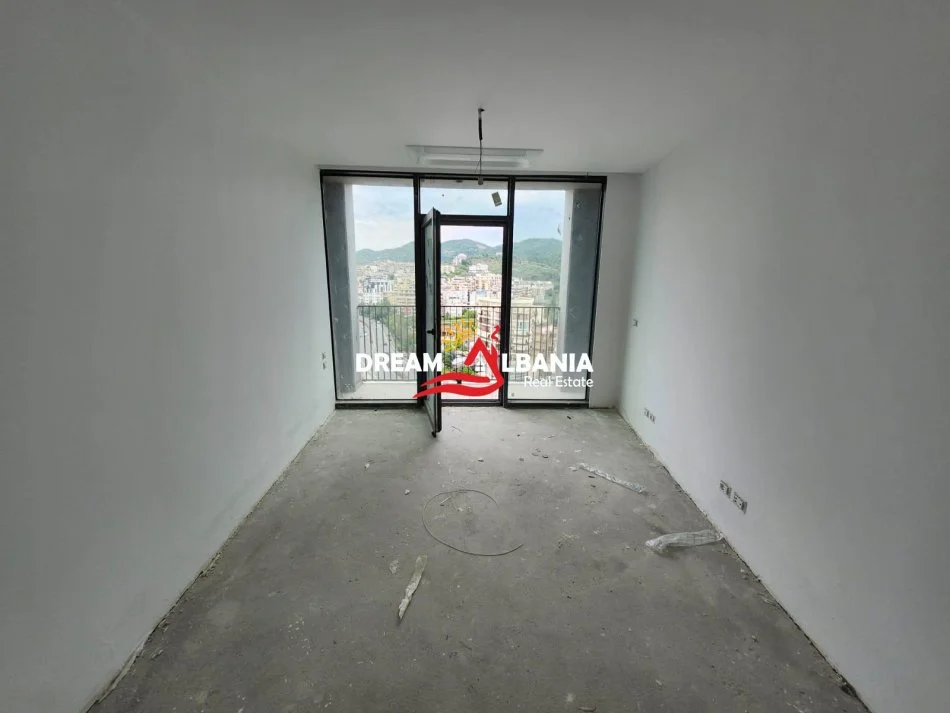 Tirane, shitet apartament 2+1 Kati 13, 150 m² 521330 € (tek Lake View prane Liqenit)