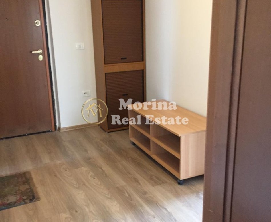 Tirane, shitet apartament 2+1+Ballkon Kati 3, 140,000 € (Hoxha Tasim)