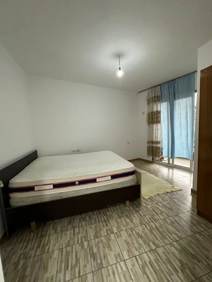 Tirane, jepet me qera apartament 1+1+Ballkon Kati 6, 50 m² 35.000 € (Rruga Mikel Maruli)