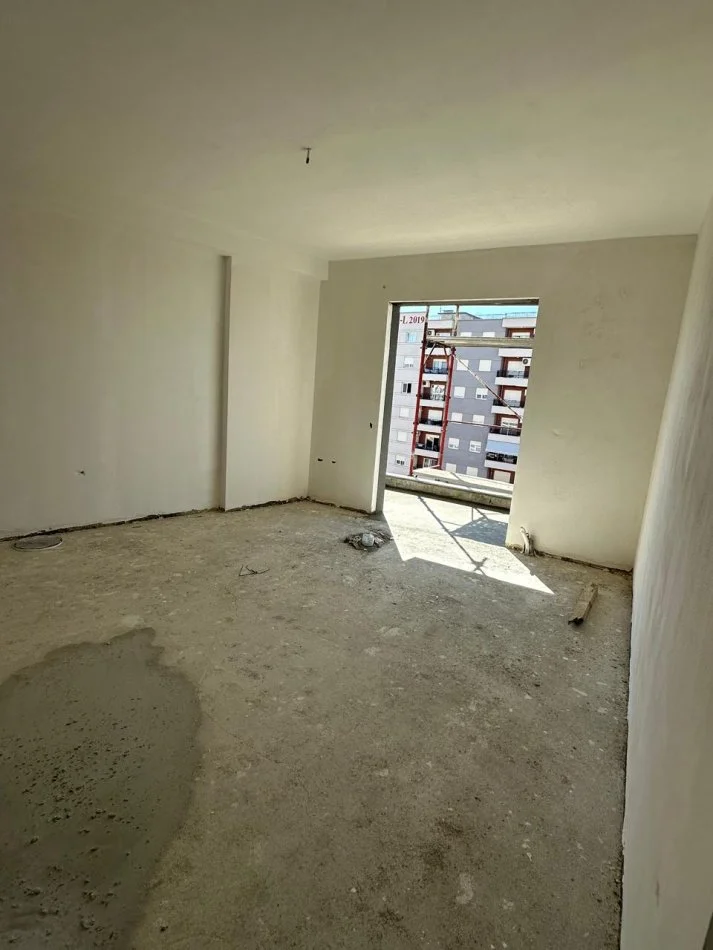 Tirane, shitet apartament 1+1 Kati 7, 70 m² 94.500 € (Rruga Sokrat Miho)