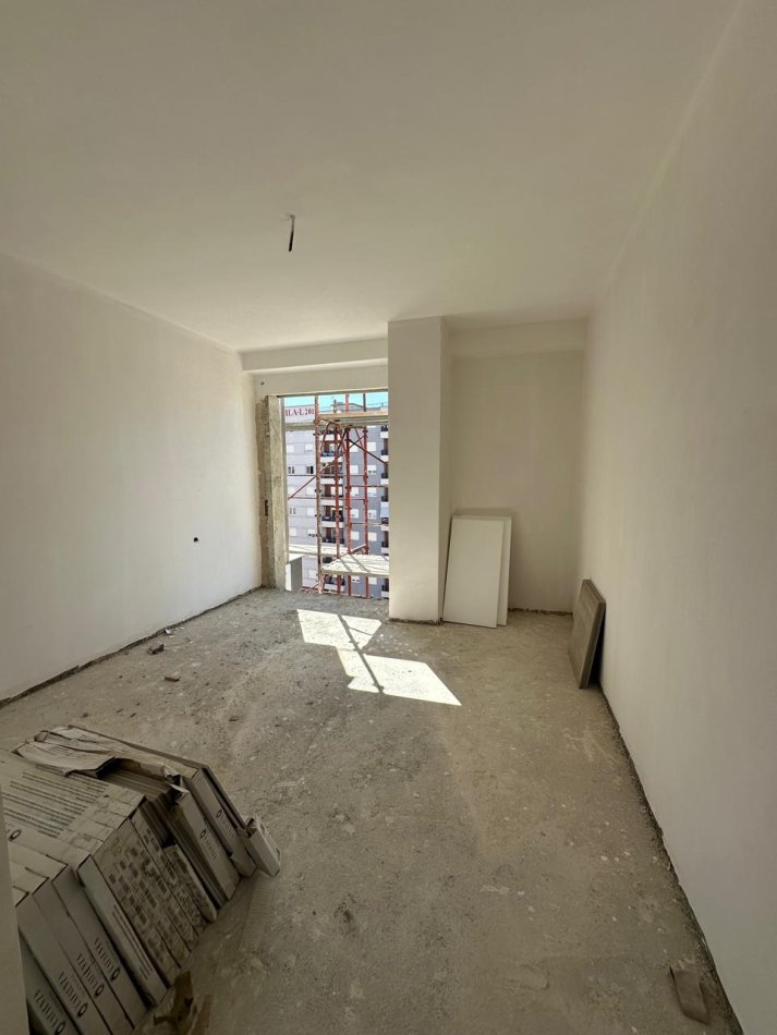 Tirane, shitet apartament 1+1 Kati 7, 70 m² 94.500 € (Rruga Sokrat Miho)