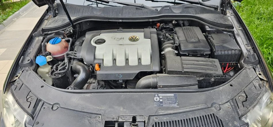 Tirane, shes makine wolsvagen Nafte, ULJE DRASTIKE