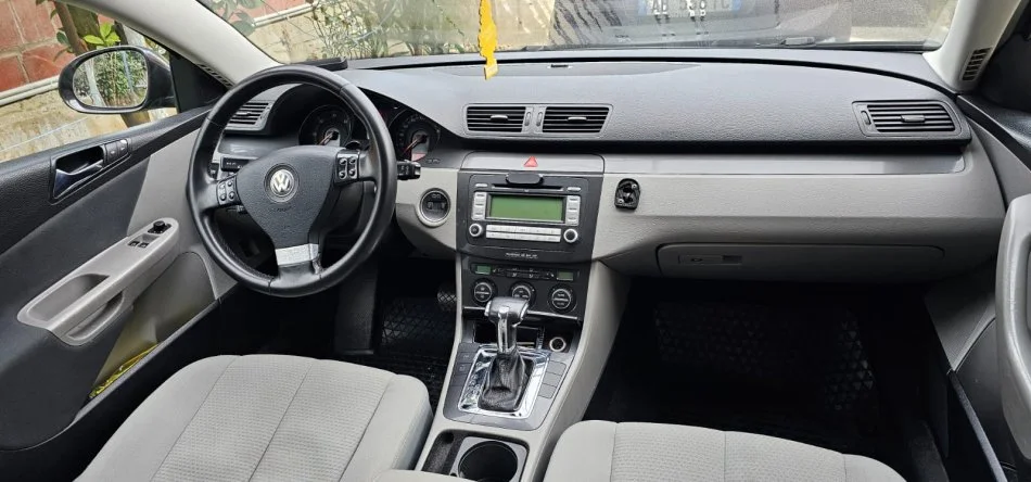 Tirane, shes makine wolsvagen Nafte, ULJE DRASTIKE