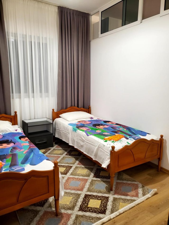 Durres, jepet me qera apartament ne plazh 2+1+Ballkon Kati 3, 75 m² 85 € (Shkembi i Kavajes)