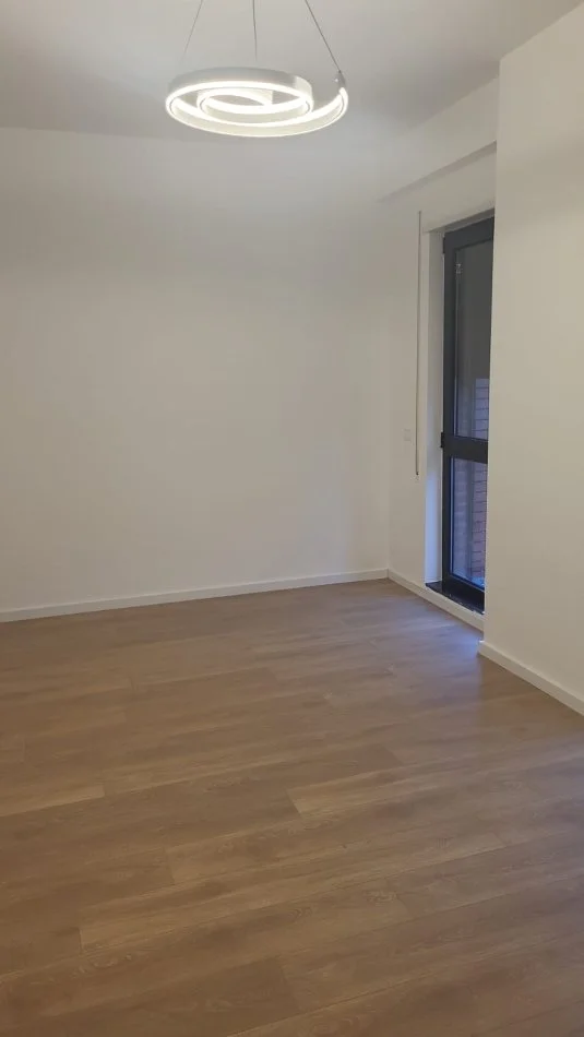 Jap apartament 1+1 me qera per zyra