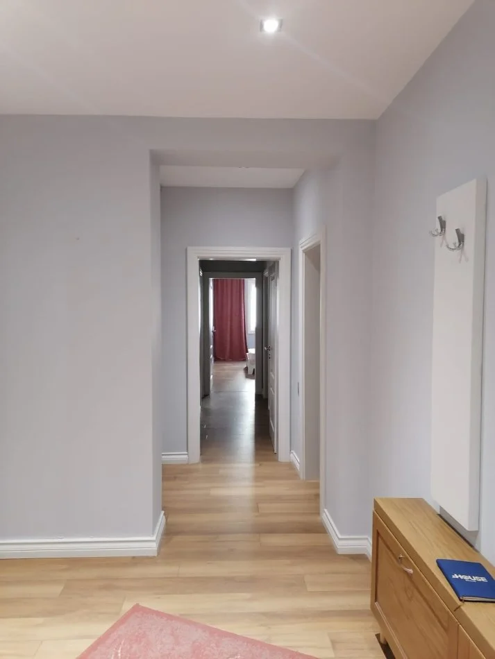 Tirane, shitet apartament 3+1 Kati 2, 1 m² (Komuna e Parisit)