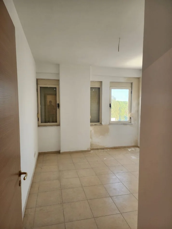 Durres, shes apartament 3+1+Ballkon Kati 3, 134 m² 110.000 € (Tropikal, Durres)