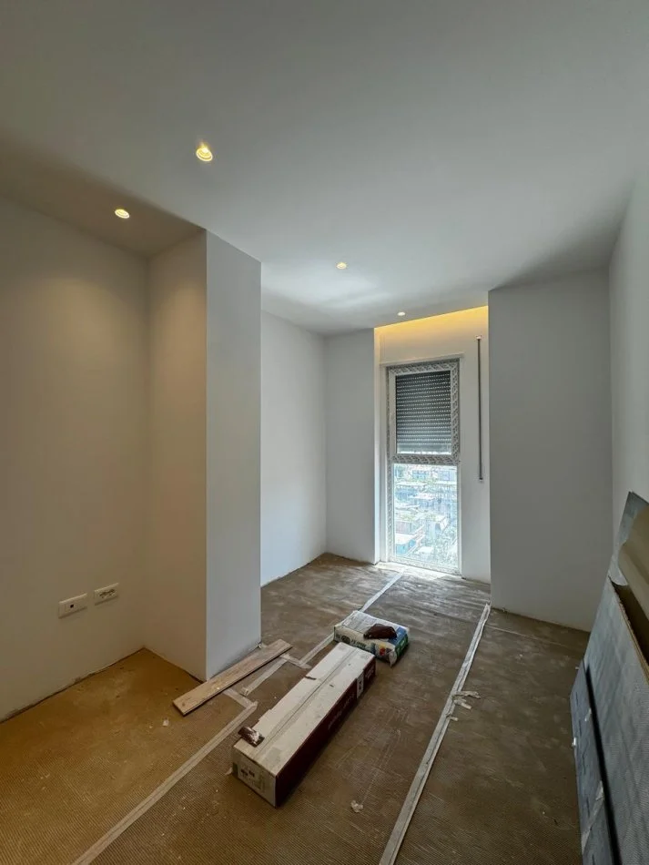 Tirane, shitet apartament 3+1 Kati 9, 130 m² 210.000 € (Bulevardi Migjeni)