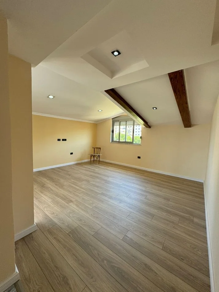 Tirane, shes 1+1 Kati 8, 96 m² 89.000 € (Fresk)