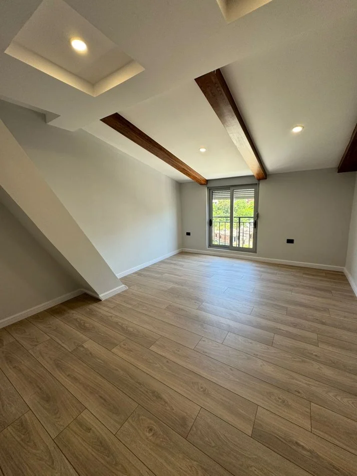 Tirane, shes 1+1 Kati 8, 96 m² 89.000 € (Fresk)