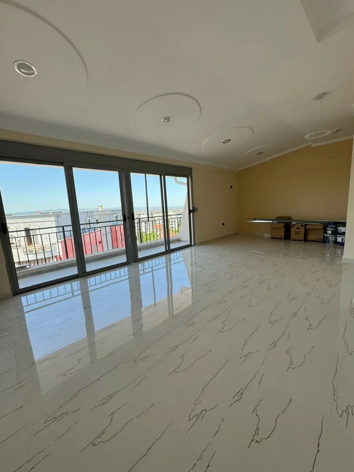 Tirane, shes apartament 2+1+Ballkon Kati 8, 121 m² 133.000 € (Fresk)
