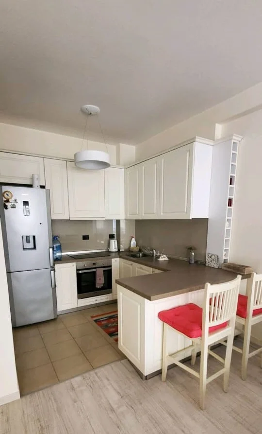 Tirane, jepet me qera apartament 2+1+Ballkon Kati 3, 91 m² 500 € (Kodra e Diellit)