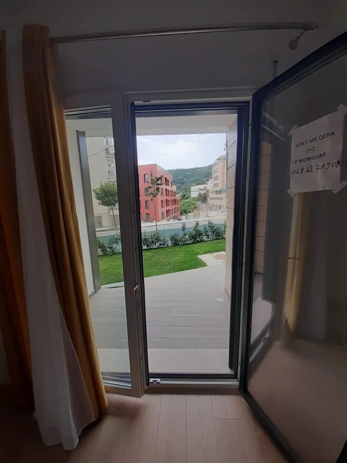 jepet me qera apartament 2+1 Kati 0, 94 m² 600 € (Kodra e Diellit)