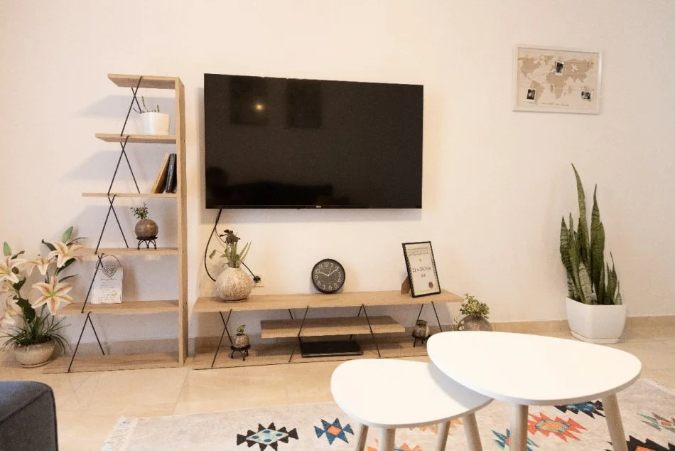 Durres Plazh, jepet me qera apartament 2+1+Ballkon Kati 3, 95 m² 700 € (Rruga Andon Boshnjaku)
