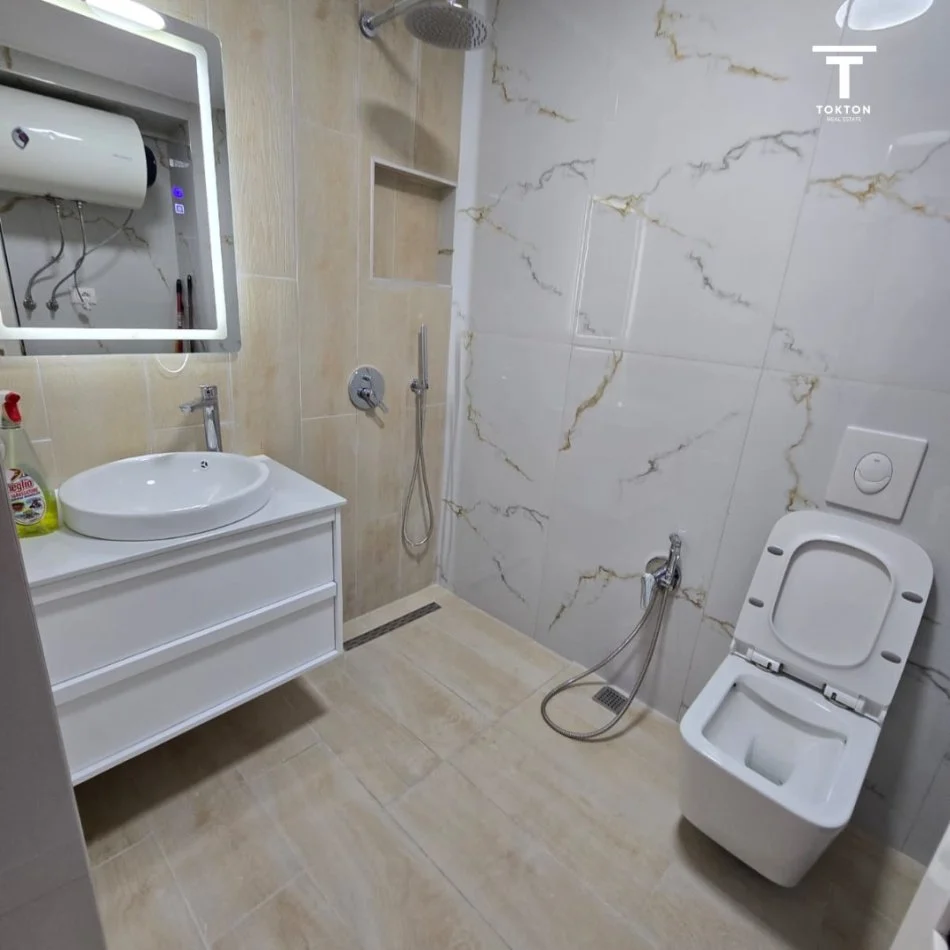 Tirane, shes apartament 2+1+Ballkon Kati 3, 73 m² 173.000 € (Rruga e Elbasanit)