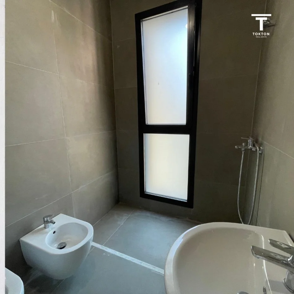 Shes apartament 2+1+2+ 2 Poste Parkimi Kati 5, 124 m² 322.400 € (Rruga e Kosovareve)