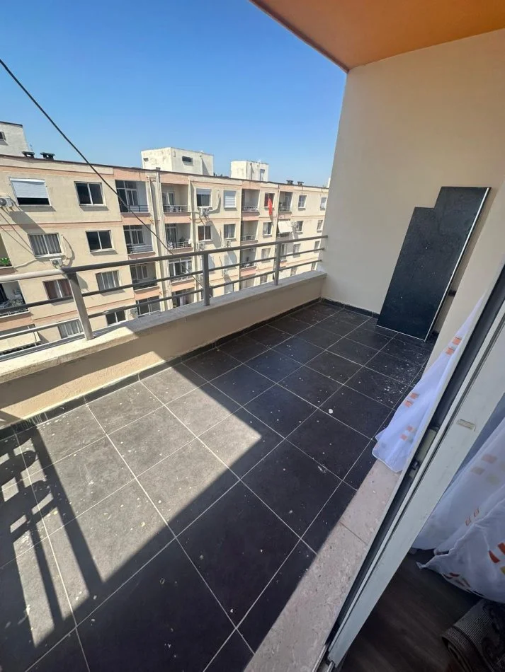 Tirane, shitet garsonier Kati 9, 50.000 € 