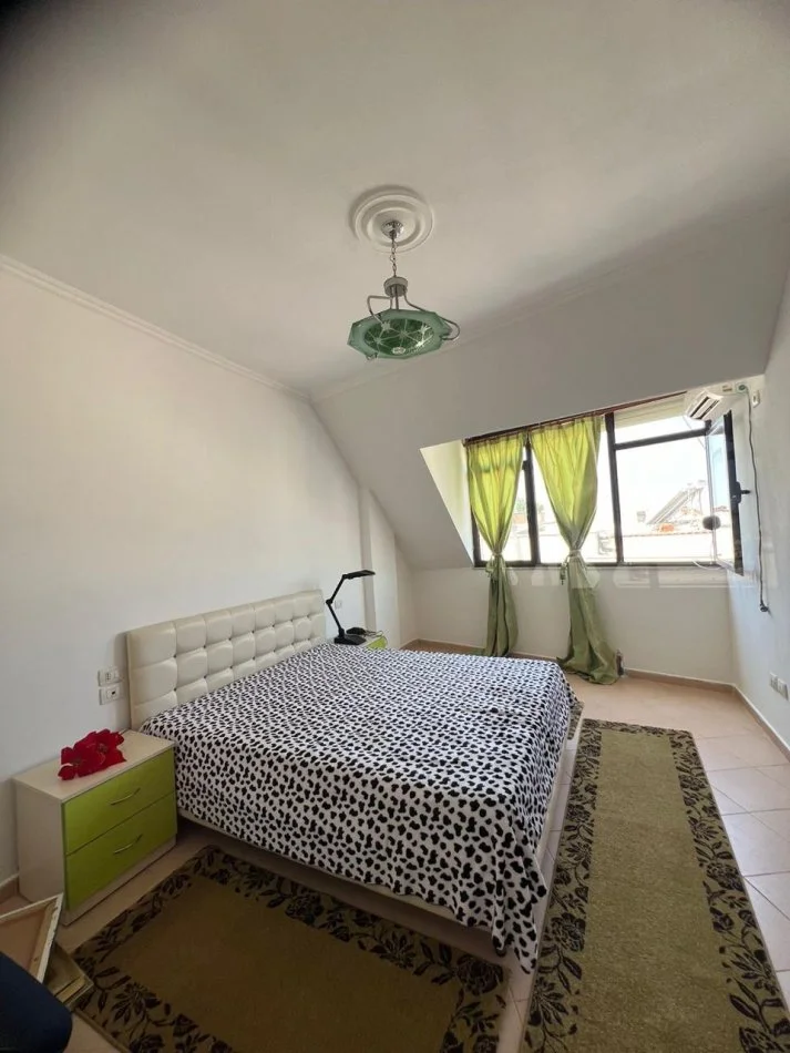 Tirane, shes apartament Kati 5, 110.000 € 