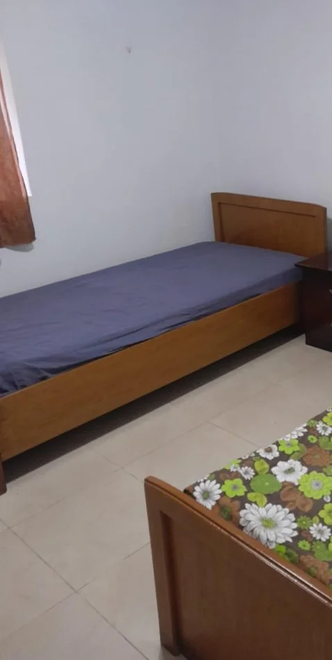 Tirane, jepet me qera Vile 1+1 Kati 2, 30 m² (Pean Ambasades Turke)