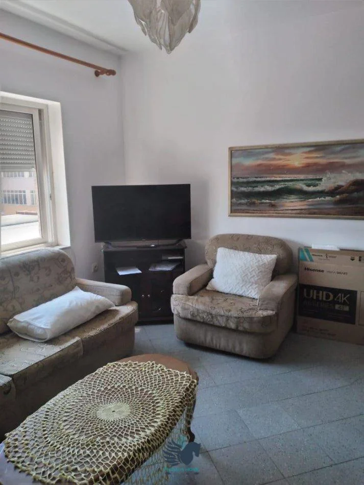 Jepet Me Qera Apartamnt 2+1 Tek Rruga e Durrsit [ID PE0228]