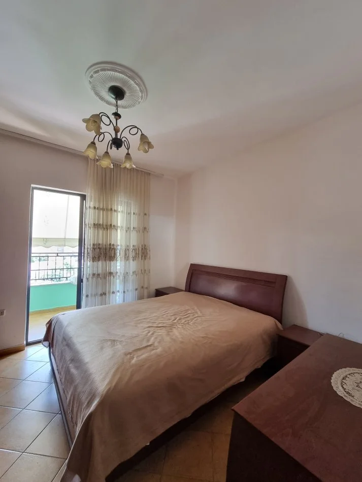 Tirane, jepet me qera apartament 2+1 Kati 5, 86 m² 600 € 