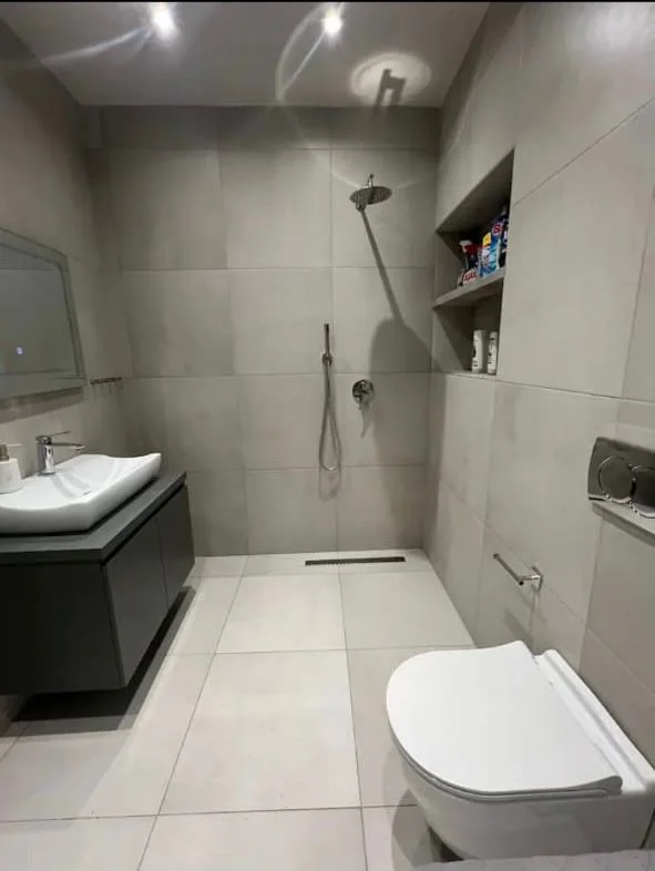 Tirane, jepet me qera apartament 1+1 Kati 2, 56 m² 500 € 