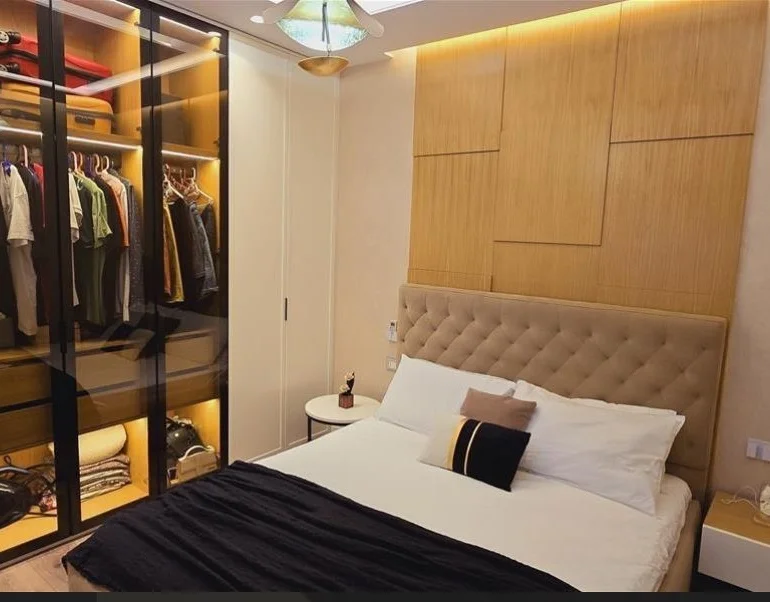 Tirane, shitet apartament 2+1 Kati 3, 