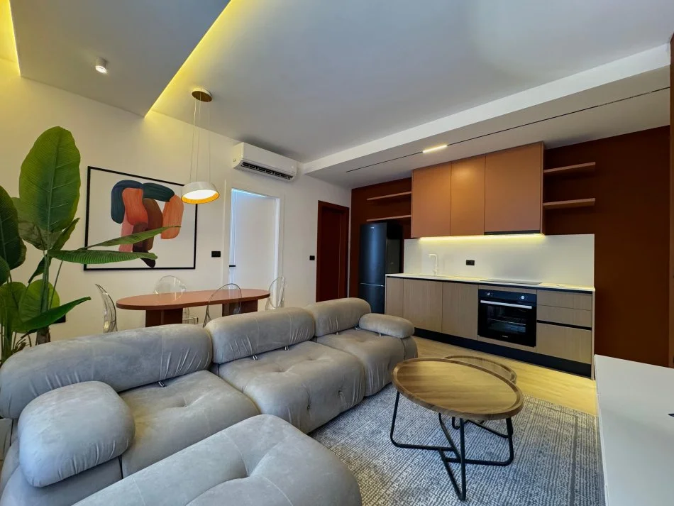 Tirane, shitet apartament 1+1+Aneks+Ballkon Kati 6, 66 m² 155.000 € (Komuna e Parisit)