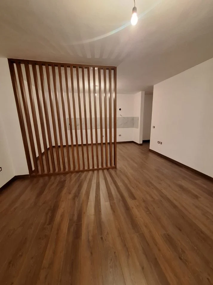 Tirane, shitet apartament 2+1+Aneks+Ballkon Kati 6, 119 m² 159.000 € (Don Bosko)