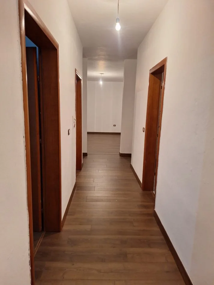 Tirane, shitet apartament 2+1+Aneks+Ballkon Kati 6, 119 m² 159.000 € (Don Bosko)