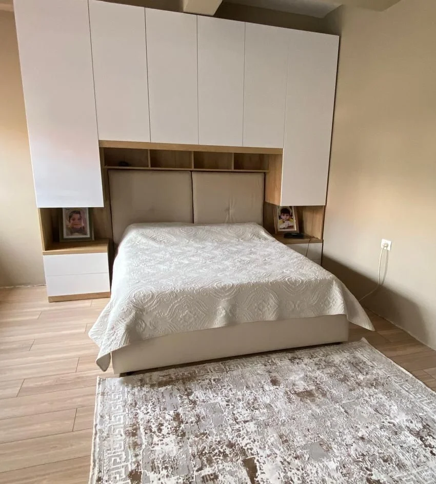 Tirane, shitet apartament 1+1 Kati 1, 