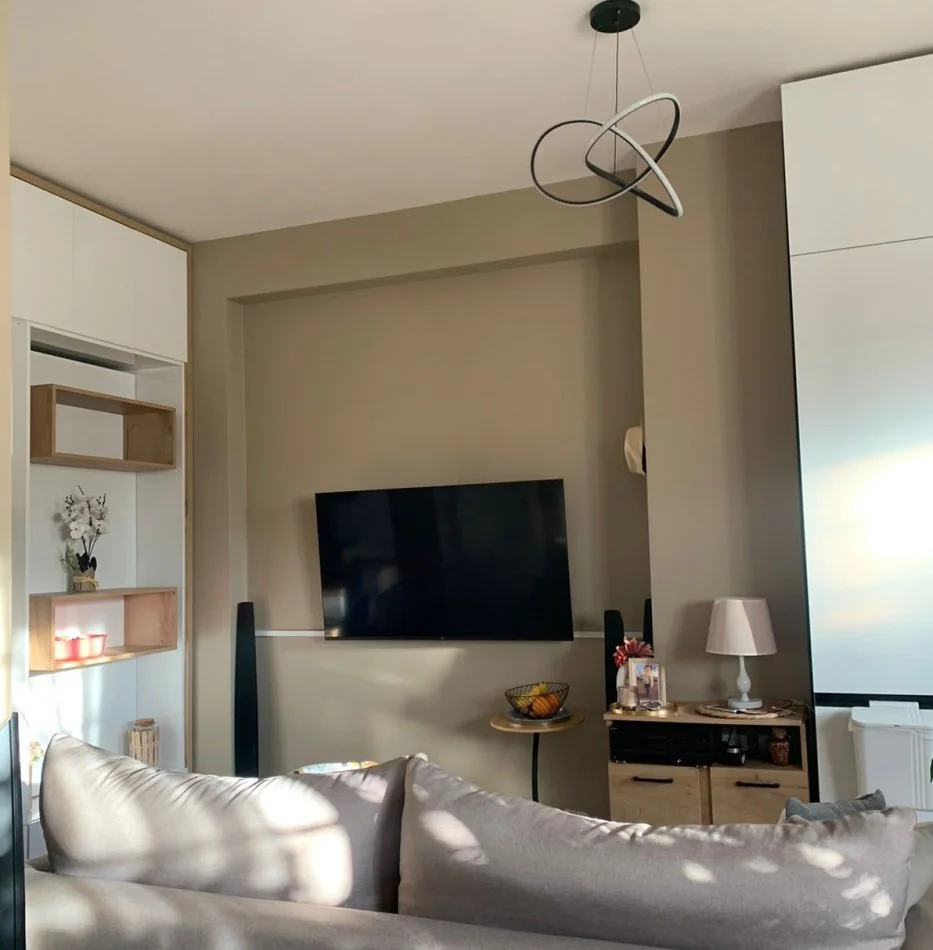 Tirane, shitet apartament 1+1 Kati 1, 