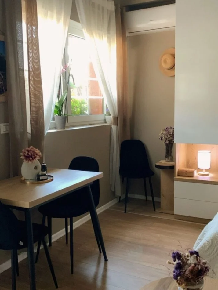 Tirane, shitet apartament 1+1 Kati 1, 