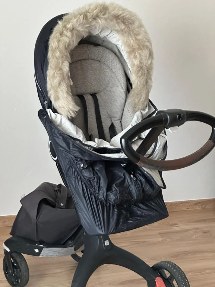 Tirane, shes Karroce femije Stokke Xplory V6 me portbebe, ndenjese makine, winter kit etj 625 €