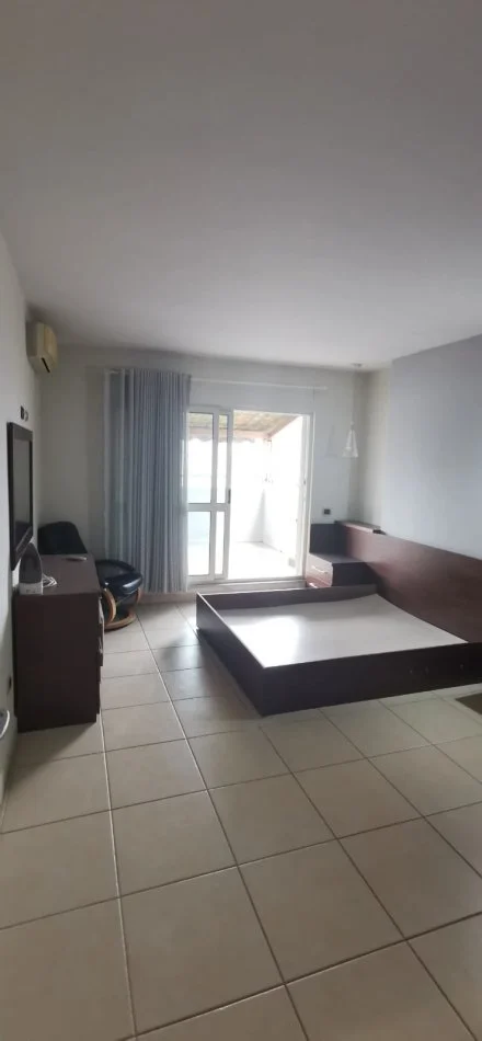 Tirane, jepet me qera apartament 2+1+Aneks+Ballkon Kati 7, 95 m² 651 € 