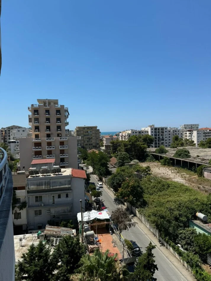 Durres, shitet apartament 2+1 Kati 5, 122 m² 135.000 € (Durres,plazh)