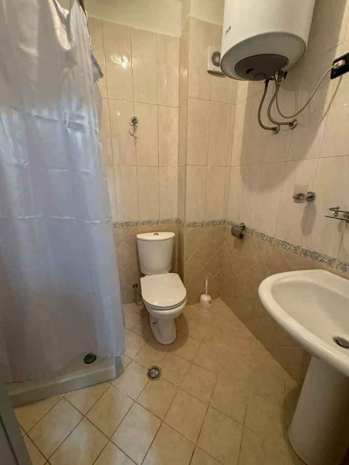 Durres, shitet apartament 2+1 Kati 5, 122 m² 135.000 € (Durres,plazh)