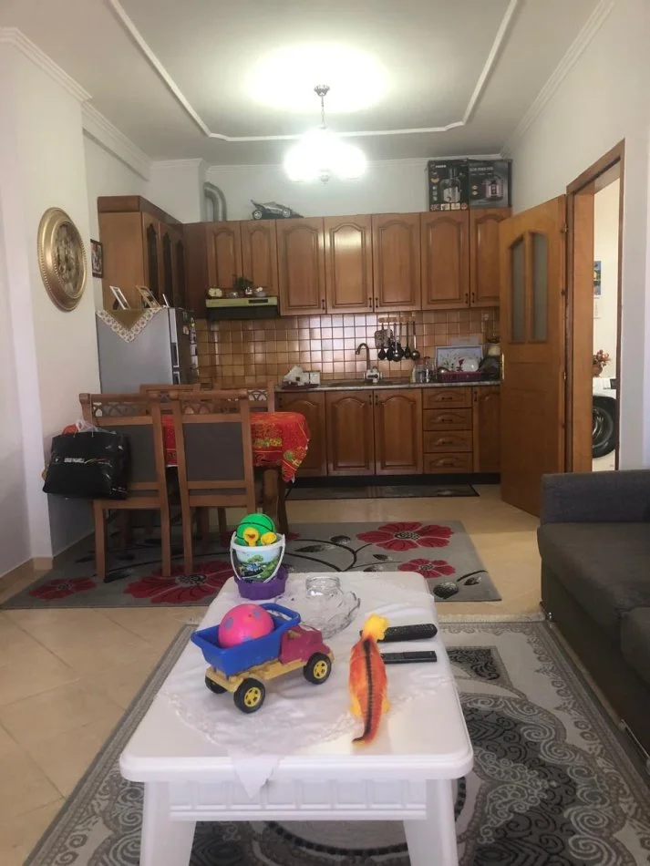 Tirane, shes apartament 1+1+Ballkon Kati 5, 71 m² 104.000 € (Don bosko)