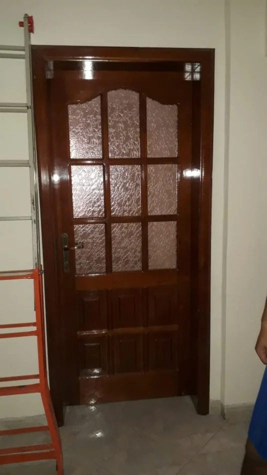 Tirane, shes Shiten Mobilje, hidrosanitare