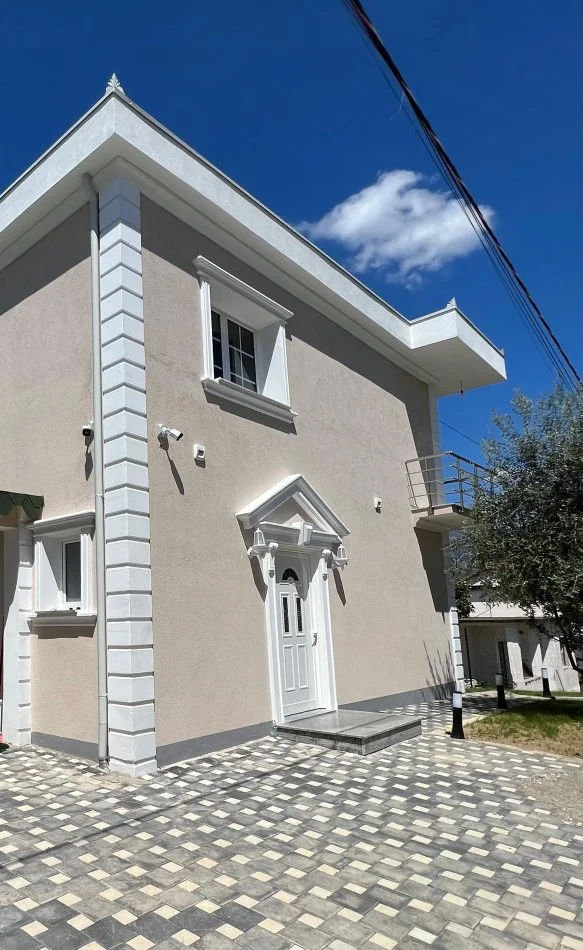 Tirane, shitet Vile 2 Katshe , 380 m² 219.000 €