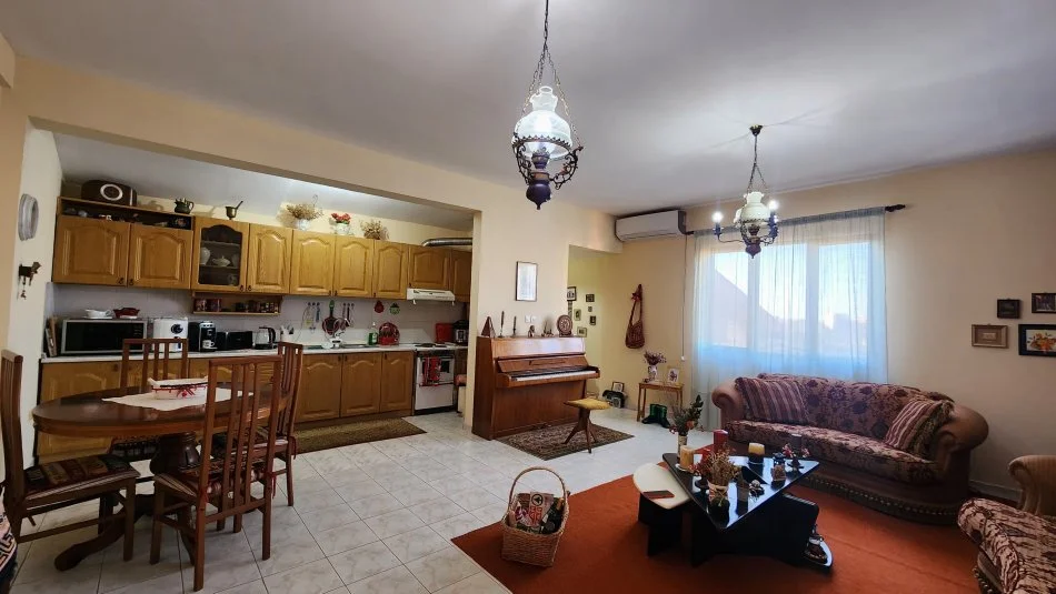 Tirane, shes apartament 3+1+Aneks+Ballkon Kati 8, 136 m² 155.000 € (Hoxha Tahsin / Unaze)