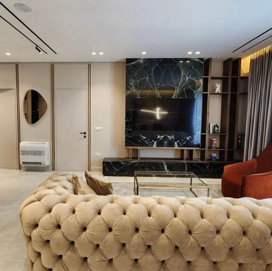 Tirane, shitet apartament 1+1+Ballkon Kati 3, 80 m² 300.000 € (Sauk)