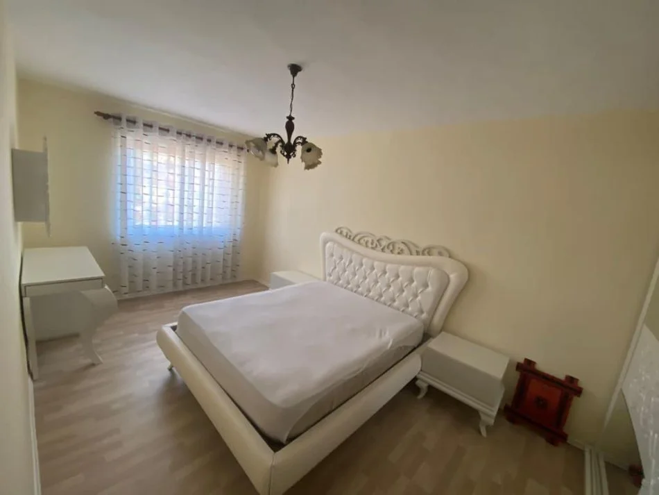 Tirane, jepet me qera apartament 2+1 Kati 5, 140.000 € (Mine Peza)