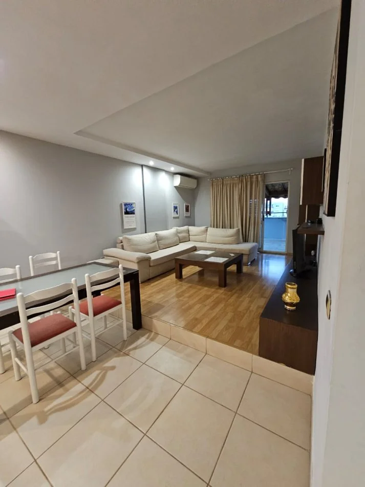 Tirane, jepet me qera 2+1+Aneks+Ballkon Kati 7, 120 m² 600 € 