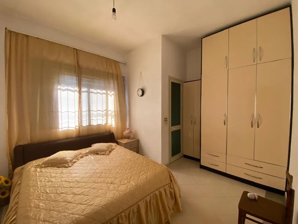 Tirane, jepet me qera Vile 2 Katshe Kati 1, 127 m² 650 € (Sauk)