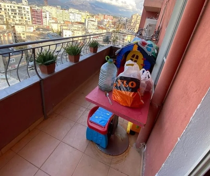 Tirane, shitet apartament 2+1 Kati 9, 1 m² 