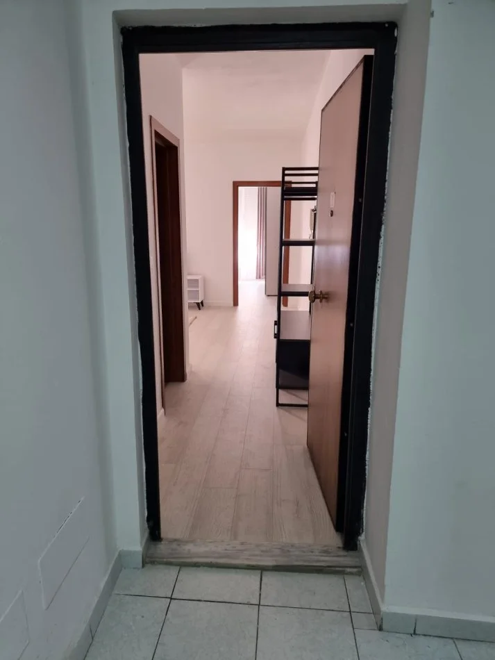 Jap me qera apartament Kati 6, 70 m² 650 € (Tish Daija)