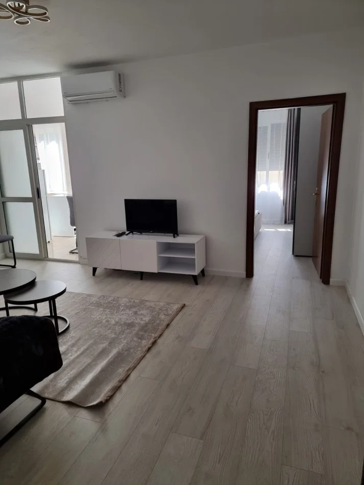 Jap me qera apartament Kati 6, 70 m² 650 € (Tish Daija)
